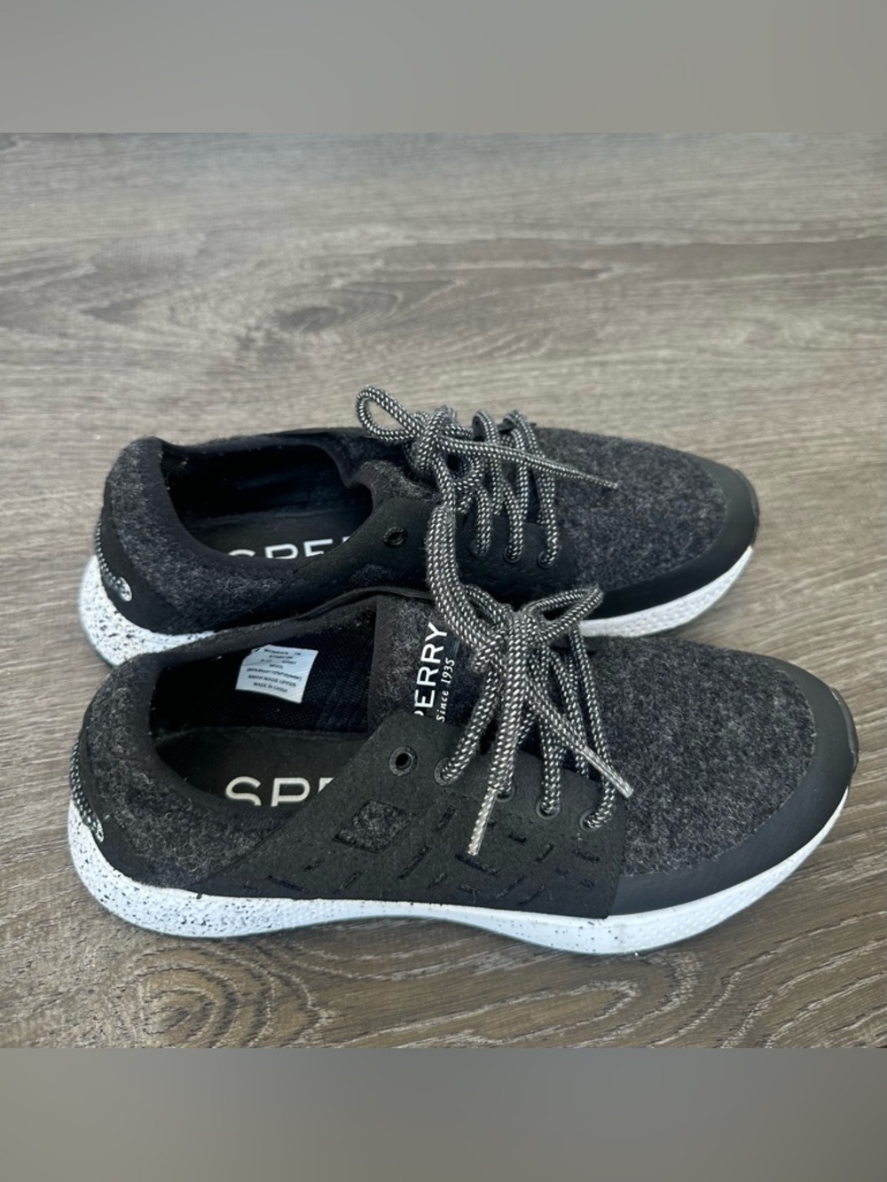 Sperry Women's 7 SEAS Sport Wool Boat Shoe Black/Grey Size 7M STS80186